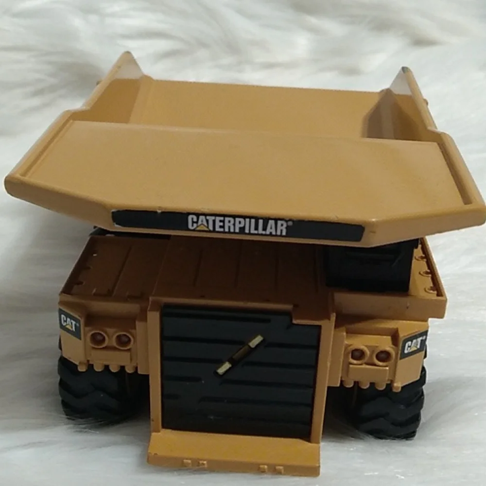(A-6) Caterpillar CAT Die Cast UKE By Toy State Light Sign Of Use Looks Great